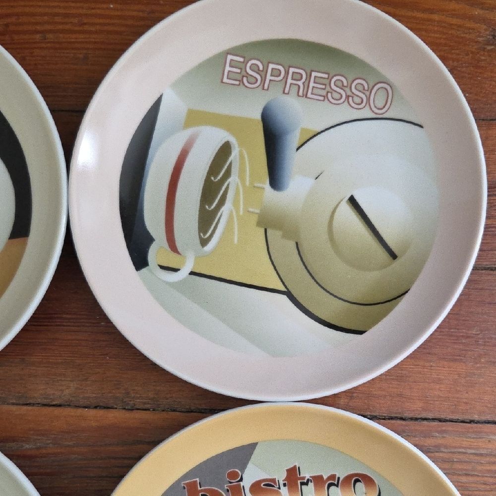 Boston Warehouse Trading Corp.Vintage Dessert Plates - Picture 4 of 8